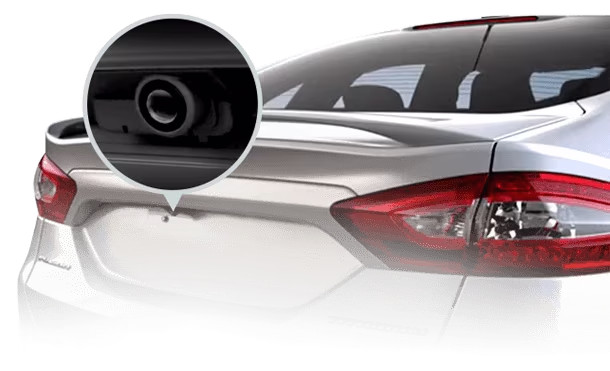 Hoạt động cảm biến lùi Ford